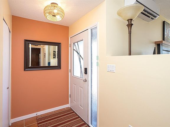 5th image of 1734 Maple Glen Pl