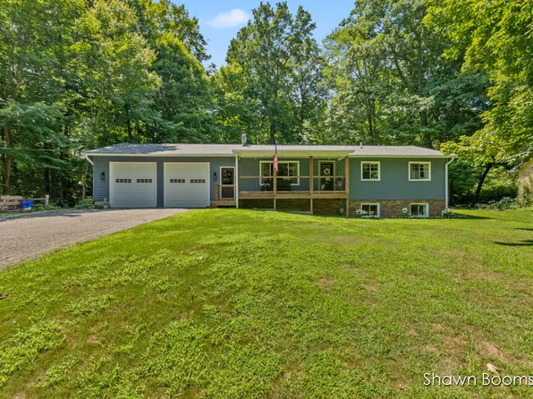6501 Thornapple River Dr SE, Alto, MI 49302
