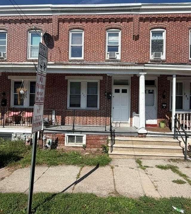 1st image of 227 Buttonwood St