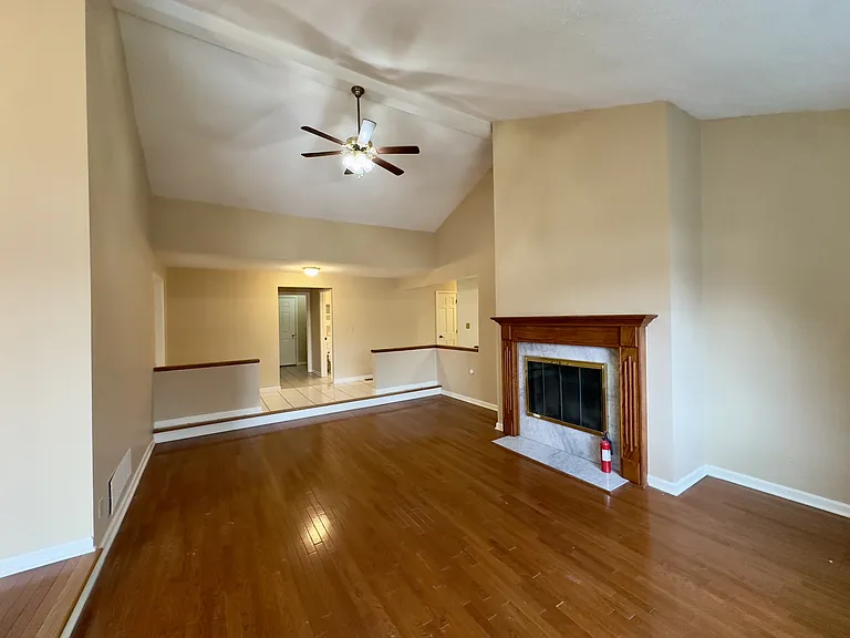 690 Terrace Lake Rd — Photo 11