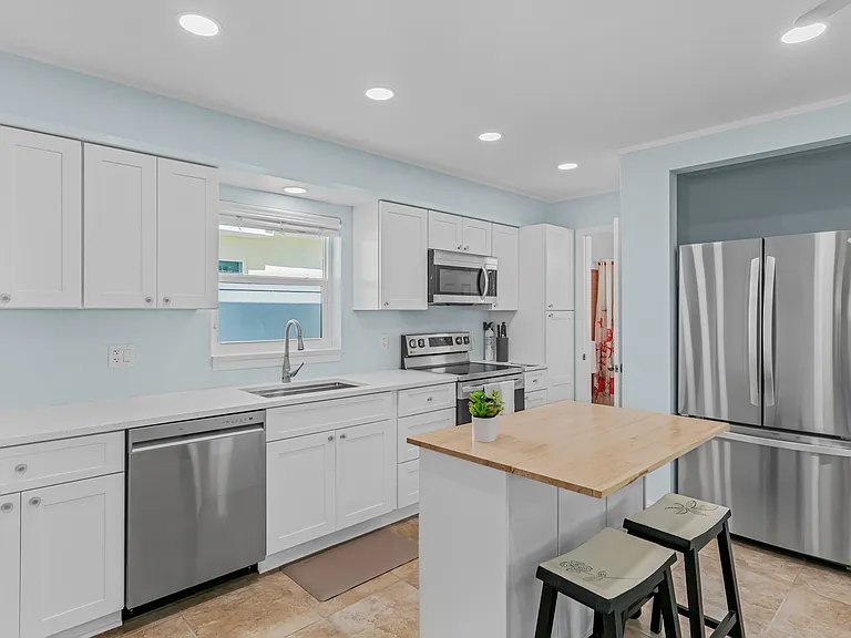 14827 N Bayshore Dr — Photo 7