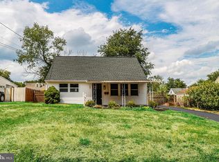 55 Farrell Ave, Ewing, NJ 08618