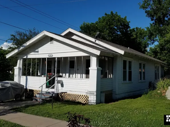 1728 Washington Ave, Baxter Springs, KS 66713