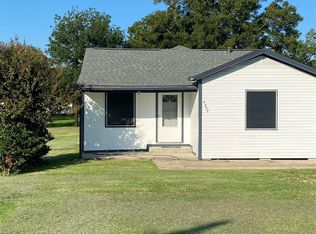 1802 N Avenue Q, Freeport, TX 77541