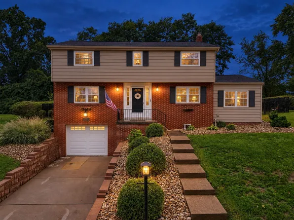 2331 Cassidy Dr, Bethel Park, PA 15102