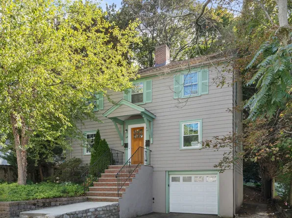 44 Mount Vernon St, Boston, MA 02135
