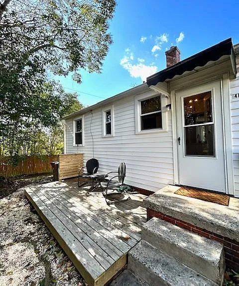 406 N Tremont Dr — Photo 17