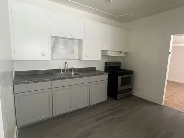 1236 Vito Ave, Modesto, CA 95351