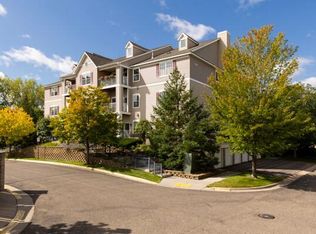 12795 Collegeview Dr APT 203, Eden Prairie, MN 55347