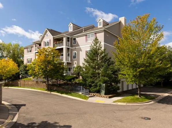 12795 Collegeview Dr APT 203, Eden Prairie, MN 55347