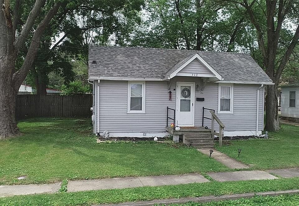 1st image of 808 W South 10th St