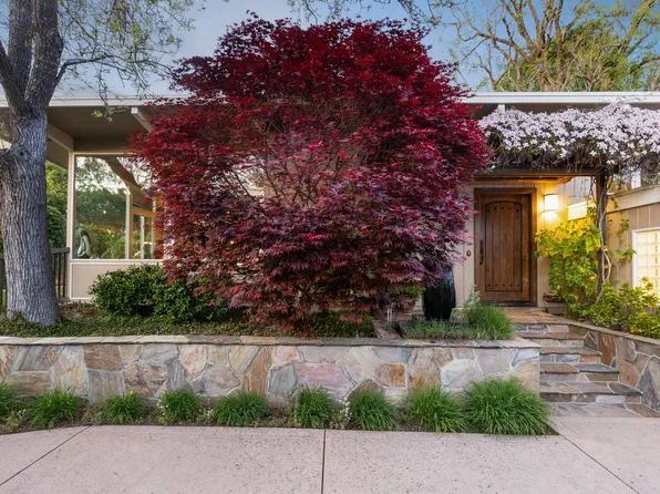 309 La Cuesta Dr, Portola Valley, CA 94028