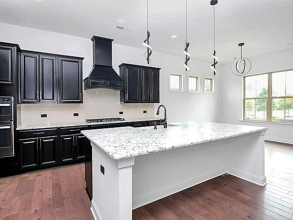 3rd image of 11520 Whimbrel Ct