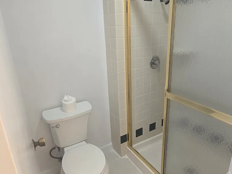 735 Amanda Dr — Photo 19