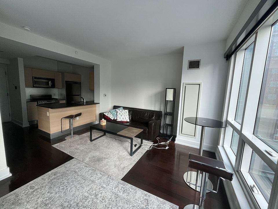 1st image of 350 W 42nd St APT 14I