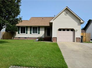 5586 Arapahoe Ct, Fayetteville, NC 28304