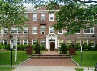 819 Broadway, Woodmere, NY 11598