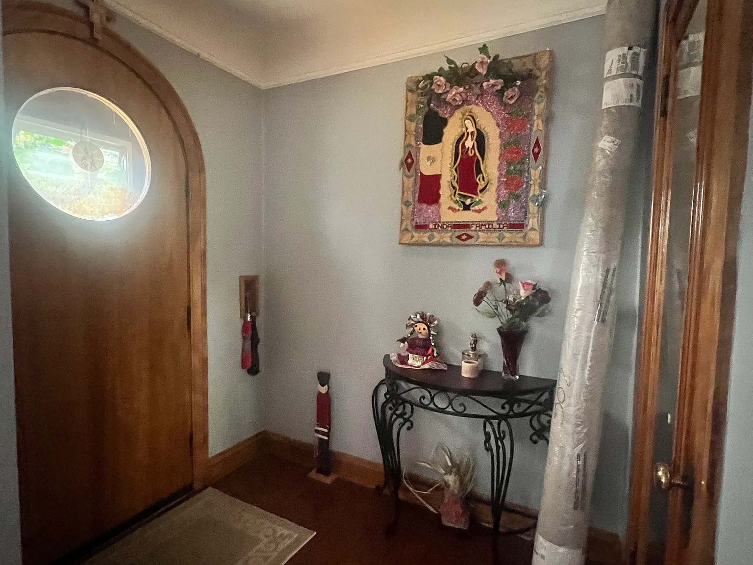 4 bed, 1275 sqft, $2,550 — Photo 2