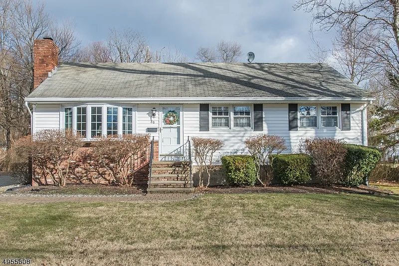 88 Valley Rd photo 1