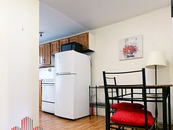 4th image of 378 8th Ave #3