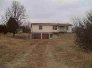 14660 214th Rd, Holton, KS 66436