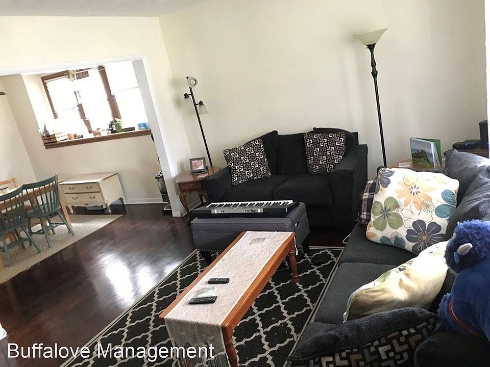 1st image of 277 Crestwood Ave