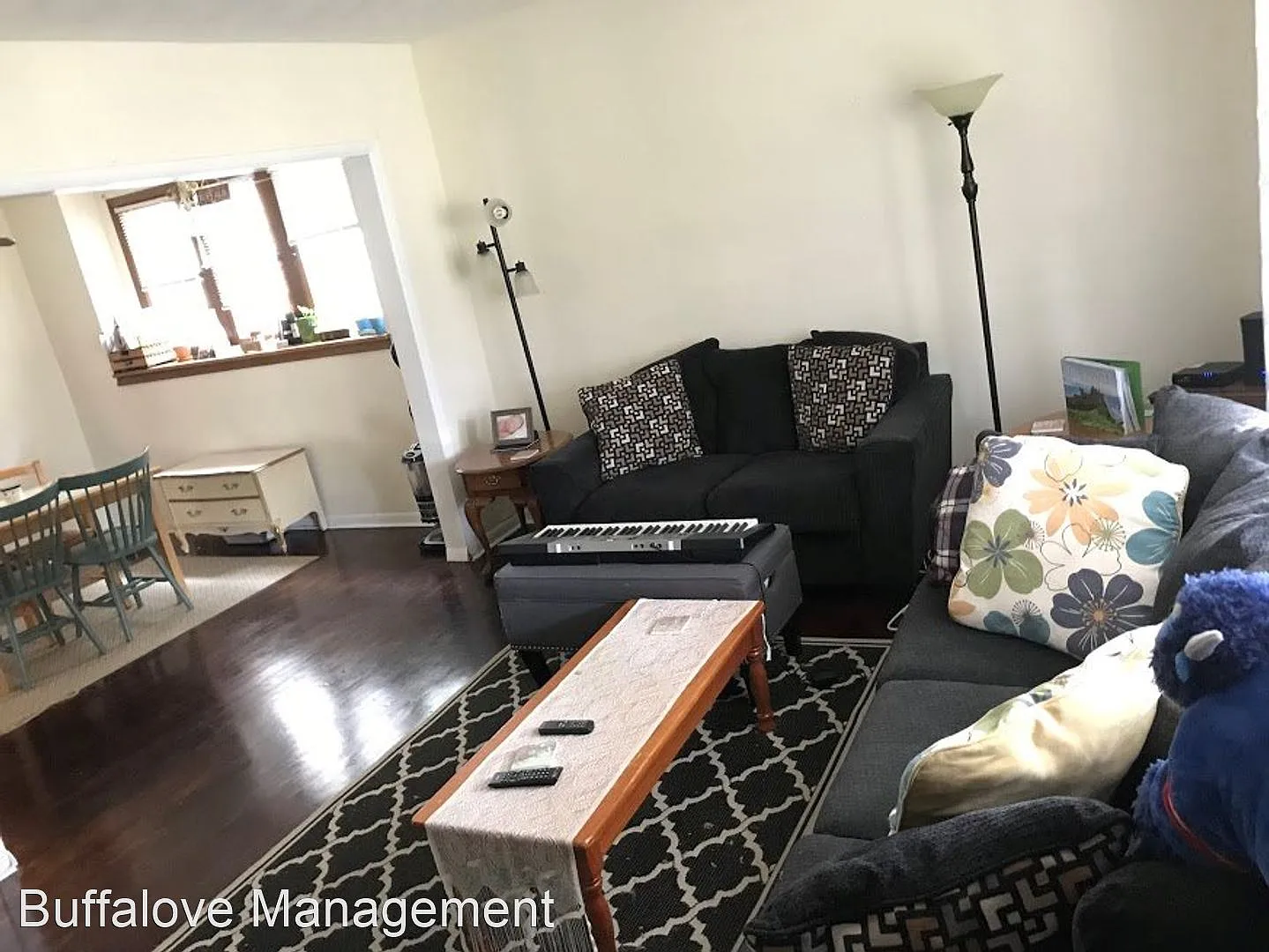 277 Crestwood Ave photo 1