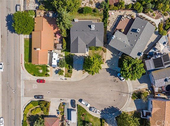 5th image of 1031 Olivia Ct