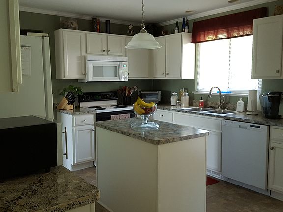 2nd image of 7863 Windemere Ct