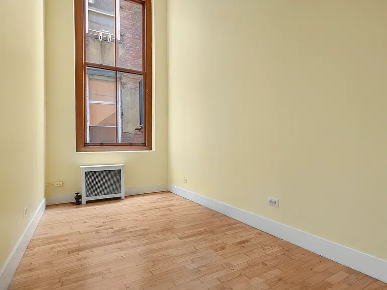 33 Greene St #2W — Photo 8