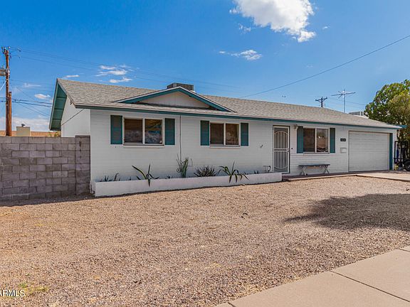 3rd image of 1049 E 10TH Avenue