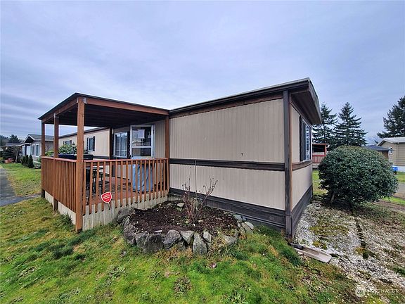 4th image of 210 37th Street SE #104