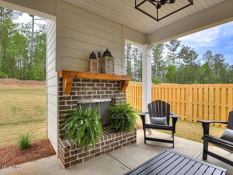 2049 Warbler Dr — Photo 49