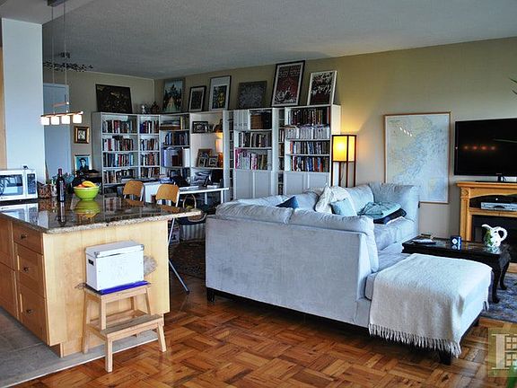 3rd image of 4455-4465 Douglas Ave #15K