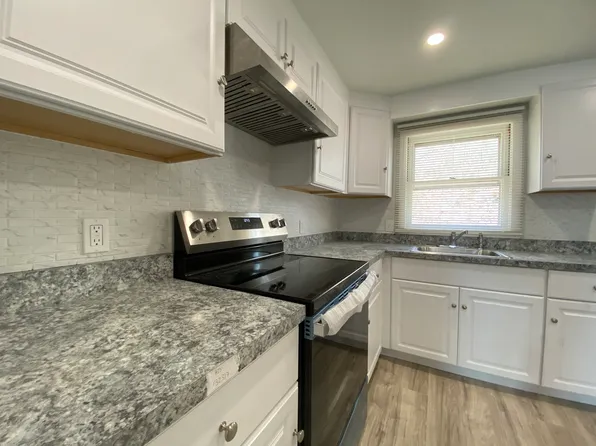 174 Lucille St Unit 3, Waterbury, CT 06708