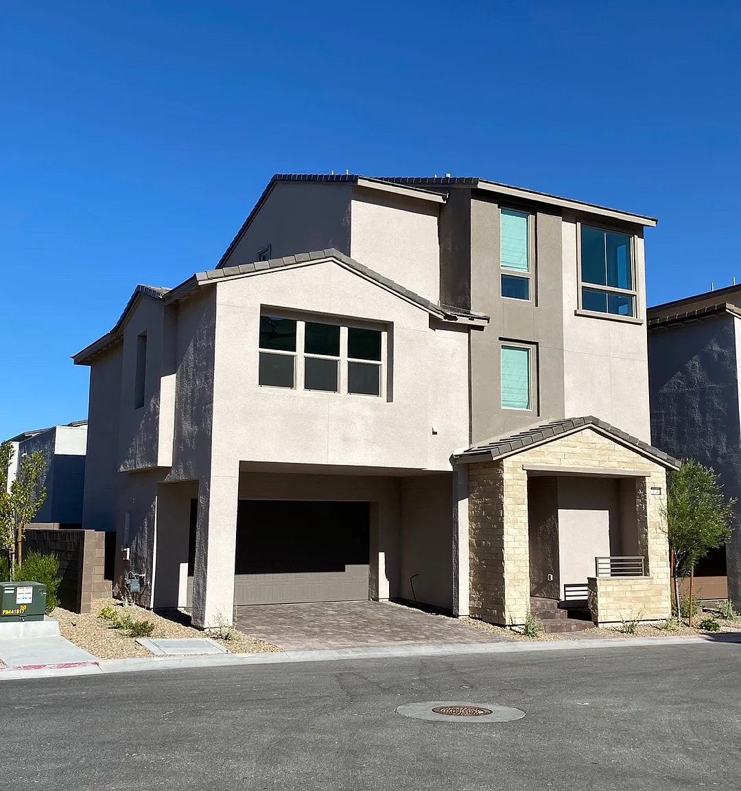 3 bed, 1898 sqft, $3,000 — Photo 1
