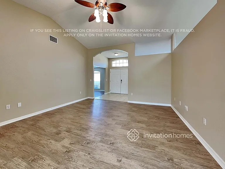 7673 Canterbury Cir — Photo 3