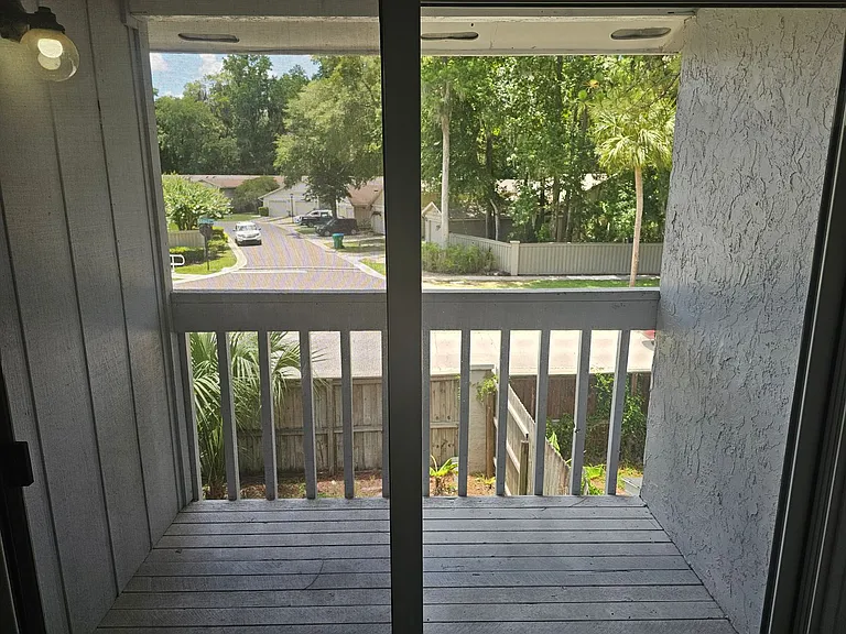 105 Keith Ct — Photo 11
