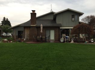 7332 Riverside Dr, Clay, MI 48001
