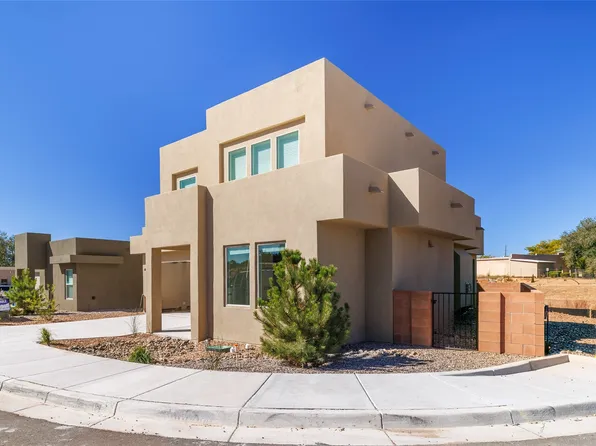 2050 Calle Sombra, Santa Fe, NM 87505