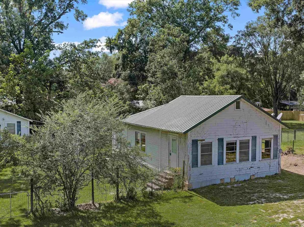 139 Sandra St, Jefferson, TX 75657