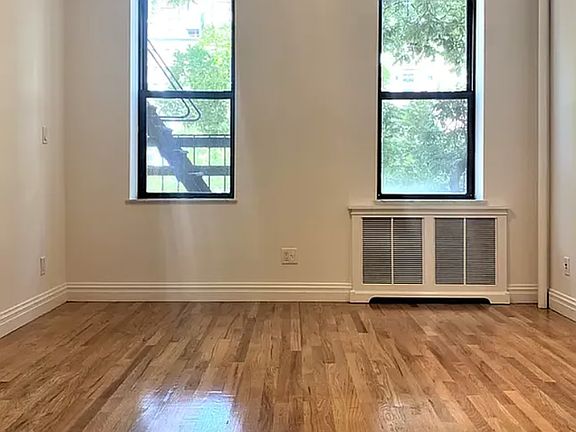 2nd image of 208 E 34th St APT 4D