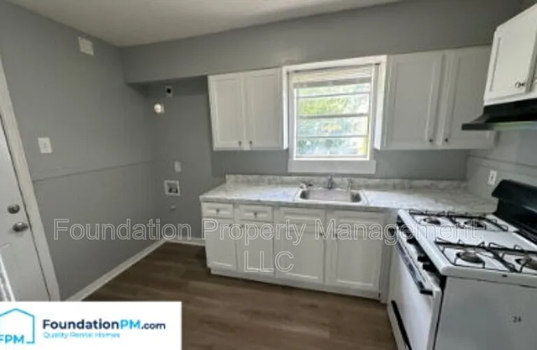 1748 Benning St — Photo 3