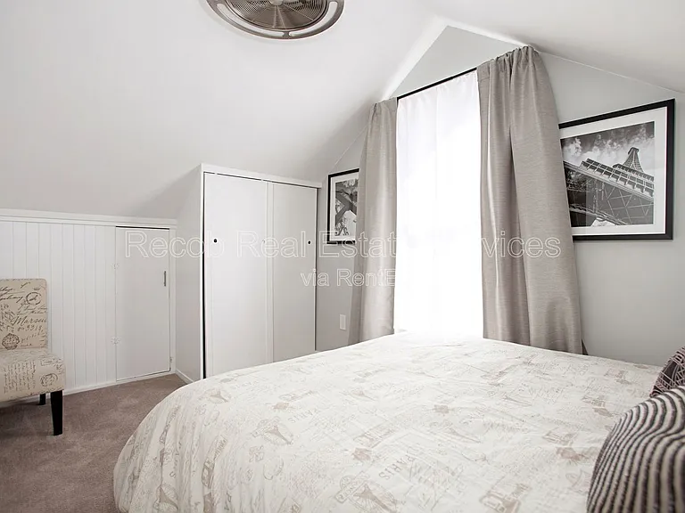 2984 E St #2 — Photo 7