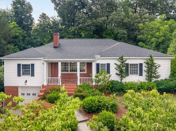 2502 Pine Dr NE, Cleveland, TN 37312