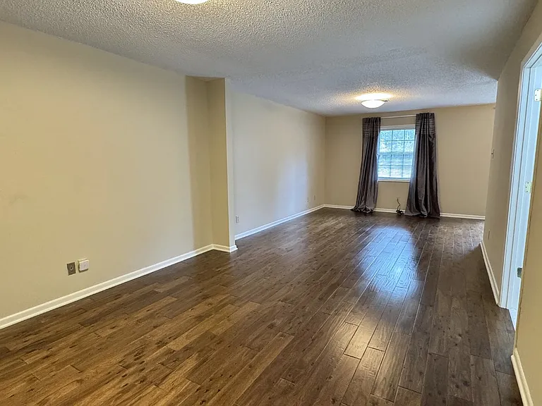 102 River Oaks Dr — Photo 14