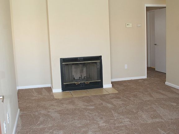4th image of 2927 Brookside Dr APT B