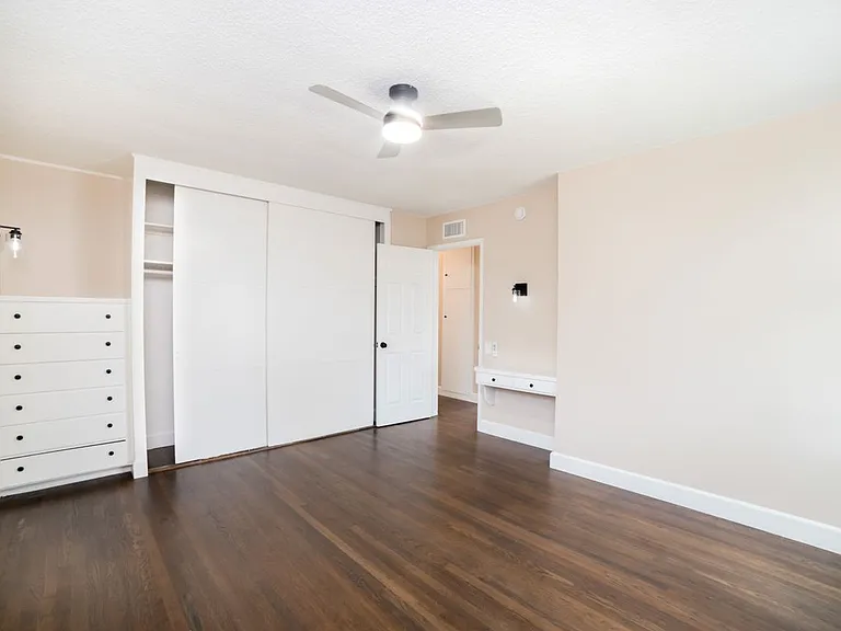 2958 Gramercy St — Photo 19