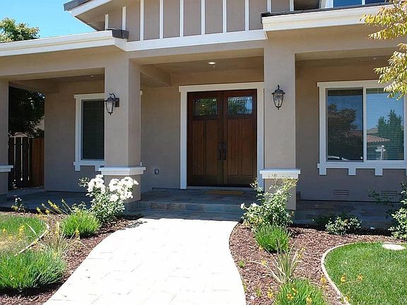 2nd image of 10257 Glencoe Dr
