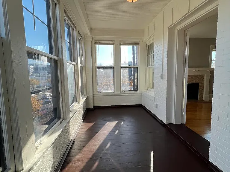 2716 Hennepin Ave S #31 — Photo 4